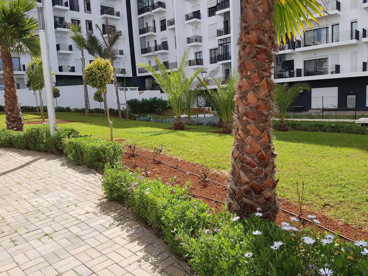 Avec Piscine A Hay Apartment Rabat