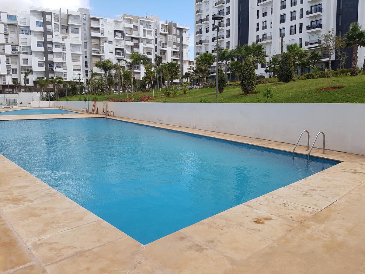 Apartment Avec Piscine A Hay *